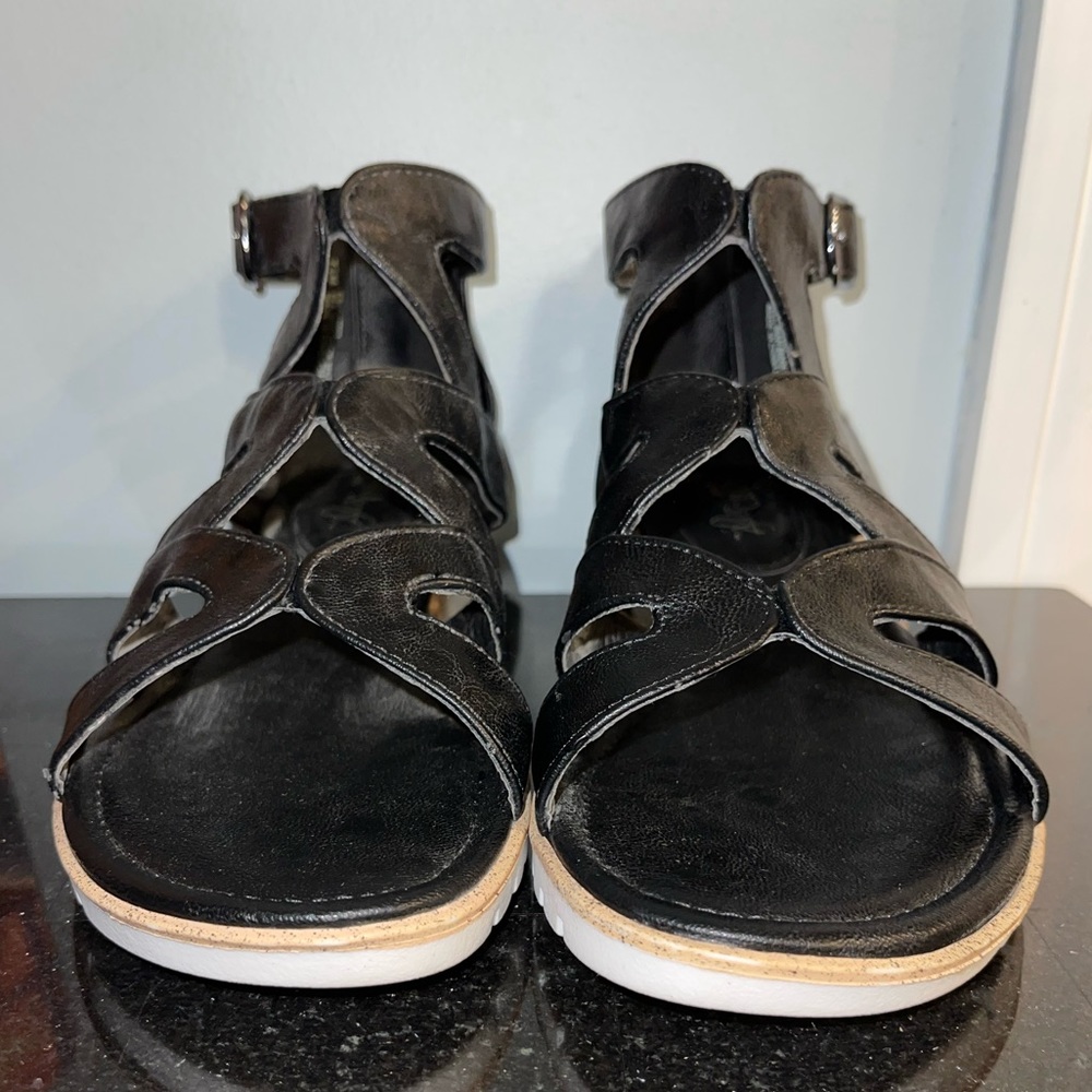 Euro soft sandles